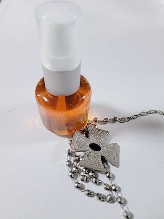 유니베르소 로즈힙 오일 15ml — 4점을 준 리뷰어가 2021년 6월 올린 사용 사진
