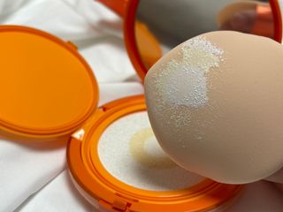 광동생활건강 MF[광동] 비타500✨주름개선·미백·SPF50+🌞퍼펙트쉴드 빅 선쿠션 본품 — 5점을 준 리뷰어가 2024년 5월 올린 사용 사진