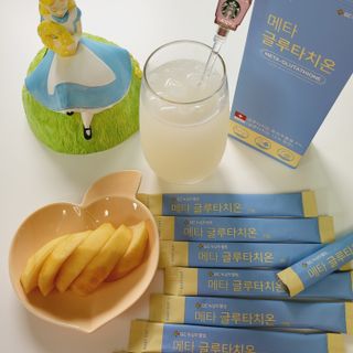 메타웰빙 GC녹십자웰빙 메타 글루타치온 — 4.5점을 준 리뷰어가 2022년 9월 올린 사용 사진