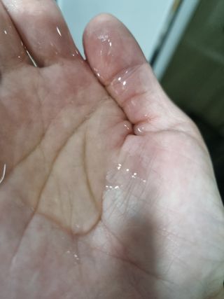 [바디홈즈] 골드 마유 샴푸 — 5점을 준 리뷰어가 2021년 11월 올린 사용 사진