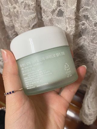 김정문알로에 큐어 큐어 알로에 리프레쉬 젤리 세럼, 큐어 알로에 하이드로 젤리 크림 — 5점을 준 리뷰어가 2021년 2월 올린 사용 사진