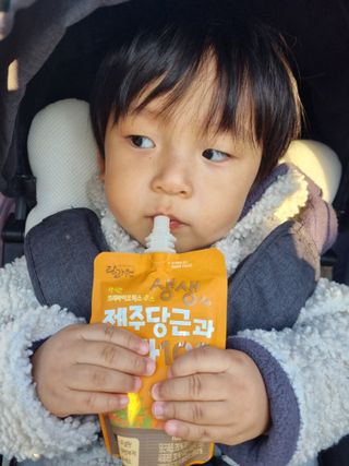 탐라원 건강 어린이 주스, 생생한 주스 3종 - 유기 감귤 주스, 당근과 사과 주스, 감귤 주스 — 5점을 준 리뷰어가 2021년 10월 올린 사용 사진
