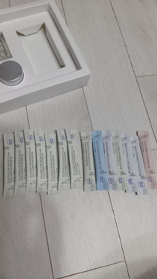 [유니자르] COSDIY  샘플 키트 + 엘라스틴 저분자 콜라겐 파우더 — 5점을 준 리뷰어가 2021년 11월 올린 사용 사진