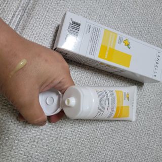 랑벨 비타 에너지 잡티 크림 75ml (피부 속 기미완화크림) — 5점을 준 리뷰어가 2022년 5월 올린 사용 사진
