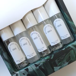 디어포레스트 [5개세트] 숲속의 하루 패브릭미스트 (섬유향수/ 룸스프레이) 50ml 5개 — 4.5점을 준 리뷰어가 2022년 10월 올린 사용 사진
