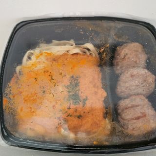 직탁 식단관리 3종 도시락 (두부 라자냐 라구빠에야, 두부로제 미트볼파스타, 닭탕수 직화 짜장 두부면) — 4점을 준 리뷰어가 2022년 6월 올린 사용 사진