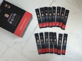 [푸름웰니스] 프리미엄 6년근 홍삼스틱 3mg x 100포 — 5점을 준 리뷰어가 2022년 6월 올린 사용 사진