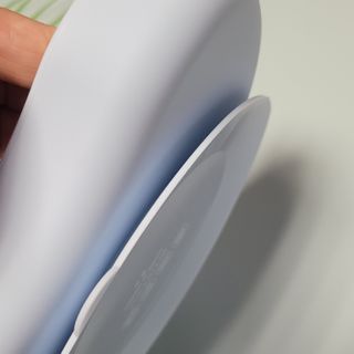 유비맘 캐릭터 실리콘 흡착 식판_색상 랜덤발송 — 5점을 준 리뷰어가 2021년 1월 올린 사용 사진