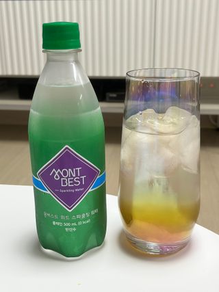 몽베스트 Montbest with Sparkling water Plain 20병 — 5점을 준 리뷰어가 2022년 8월 올린 사용 사진