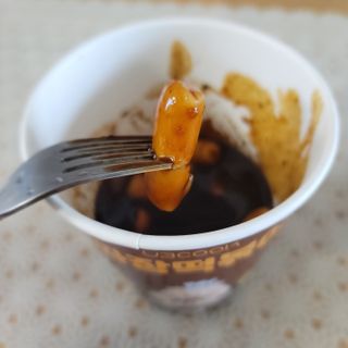 유비쿡 컵떡볶이 매운컵떡볶이2개/ 짜장컵떡볶이 2개  총 4개세트 — 3점을 준 리뷰어가 2021년 3월 올린 사용 사진
