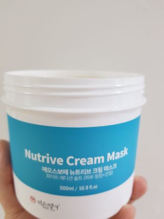 약손명가코스메틱 에오스보떼 뉴트리브 크림 마스크 솔트 500ml — 5점을 준 리뷰어가 2022년 1월 올린 사용 사진
