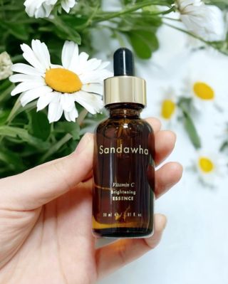 스킨큐어 산다화 비타민c 화이트닝 에센스 30ml — 5점을 준 리뷰어가 2023년 7월 올린 사용 사진