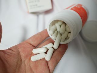 프리마인 성큼다가온 봄, 이너뷰티를 챙겨야 피부도 화사하게, 컨디션도 활기차게. 흡수율을 높인 고효율 비타민. — 5점을 준 리뷰어가 2023년 3월 올린 사용 사진