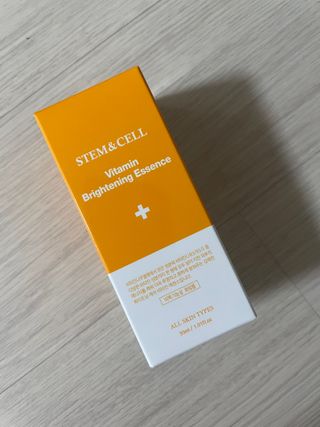 체르엠 스템앤셀 비타민 브라이트닝 에센스 30ml 1개 — 5점을 준 리뷰어가 2021년 12월 올린 사용 사진