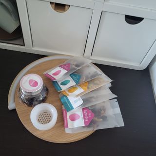 K-doraji K도라지  냉침 허브차 싸이티세트 (냉침용 캡차*2개  3종 리필차*5개) — 5점을 준 리뷰어가 2022년 7월 올린 사용 사진
