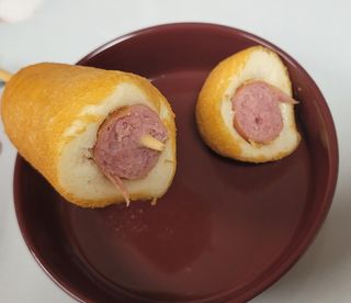 오마뎅 한우핫도그 — 5점을 준 리뷰어가 2021년 5월 올린 사용 사진