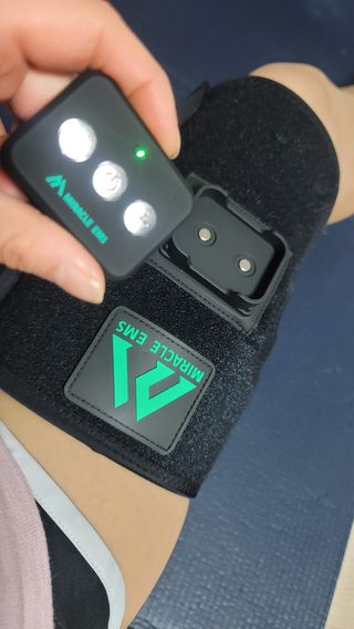 미라클헬스케어 부위별 EMS 저주파 마사지기 5종 — 5점을 준 리뷰어가 2023년 3월 올린 사용 사진
