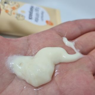 ★N쇼핑 헤어팩 1위★ 리하 에그 화이트 극손상 무실리콘 트리트먼트 헤어팩 — 5점을 준 리뷰어가 2022년 6월 올린 사용 사진