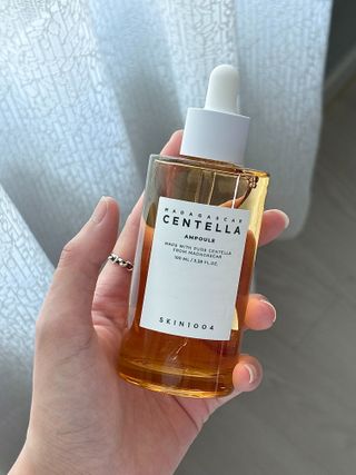 [스킨1004] 마다가스카르 센텔라 앰플 100ml — 4.5점을 준 리뷰어가 2024년 6월 올린 사용 사진