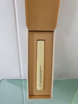 엔트로피메이크업 브로우 앤 래쉬 부스터 세럼 — 4점을 준 리뷰어가 2021년 10월 올린 사용 사진