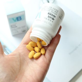 뉴트립맥스(NUTRIPMAX) 뉴트립맥스 에너지 비타민B 700mg 30정 1개월분 고함량 비타민 — 3.5점을 준 리뷰어가 2021년 7월 올린 사용 사진