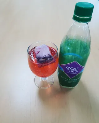 몽베스트 Montbest with Sparkling water Plain 20병 — 5점을 준 리뷰어가 2022년 5월 올린 사용 사진