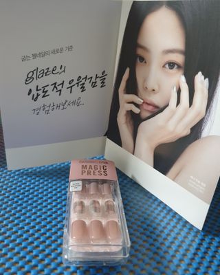 데싱디바 매직프레스 레귤러 스퀘어_6종 중 택 1 — 5점을 준 리뷰어가 2021년 9월 올린 사용 사진