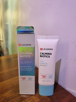 리더스코스메틱 리더스 카밍 바이오틱스 선 에센스 SPF 50+ PA++++ — 5점을 준 리뷰어가 2022년 7월 올린 사용 사진
