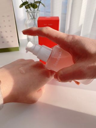 산다화 더블 이펙트 안티 링클 세럼 50ml — 5점을 준 리뷰어가 2022년 12월 올린 사용 사진