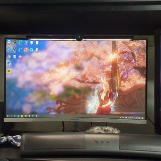TOMO GRAPHY 나 있을땐 환한 조명 나 없을땐 확실한 살균 ★ DESK LIGHT & STERILIZER [ON] ★ — 5점을 준 리뷰어가 2021년 11월 올린 사용 사진