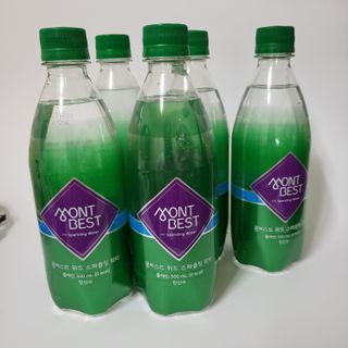 몽베스트 Montbest with Sparkling water Plain 20병 — 5점을 준 리뷰어가 2022년 5월 올린 사용 사진