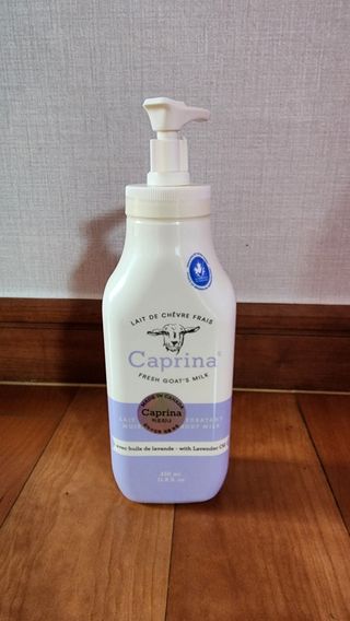 카프리나 산양밀크 모이스춰라이징 바디로션 350ml(라벤더향) — 4.5점을 준 리뷰어가 2023년 5월 올린 사용 사진