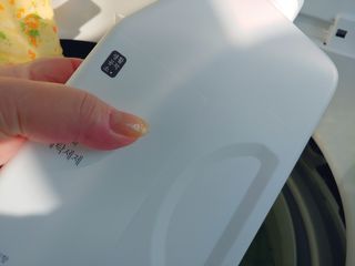 [생활공작소] 섬유유연제 + 세탁세제 1.5L 릴리향 — 5점을 준 리뷰어가 2021년 2월 올린 사용 사진