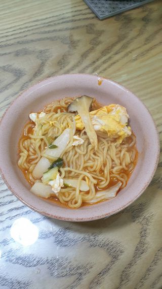 [풀무원] 자연은맛있다 정면, 백면, 홍면  세트 — 5점을 준 리뷰어가 2021년 4월 올린 사용 사진
