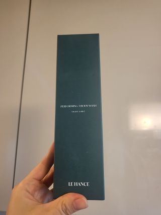 르핸스 퍼포밍 3 바디워시 비반트포렛/베티버포그 — 5점을 준 리뷰어가 2022년 12월 올린 사용 사진