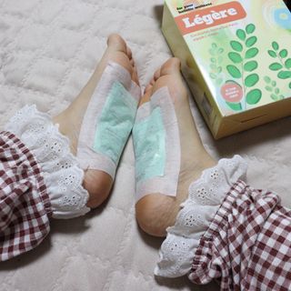 [레제르] 아로마 수액패치 발패치 30매입 -라벤더향/유칼립투스향/대나무향 — 5점을 준 리뷰어가 2022년 2월 올린 사용 사진