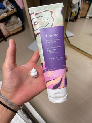 트리마이 주름개선 기능성의 퍼퓸 바디케어, 힐링 베리어 바디크림 3종 택1 — 5점을 준 리뷰어가 2022년 9월 올린 사용 사진