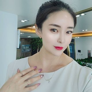 데싱디바 매직프레스 가을매니 코핀 5종 중 택1 — 5점을 준 리뷰어가 2021년 10월 올린 사용 사진