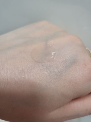 스킨큐어 산다화 비타민c 화이트닝 에센스 30ml — 5점을 준 리뷰어가 2022년 3월 올린 사용 사진