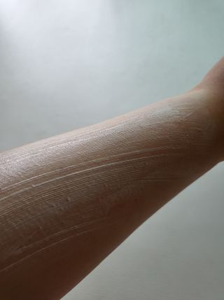 조향사 바디 앤 핸드 로션 화이트 포레스트 — 5점을 준 리뷰어가 2022년 6월 올린 사용 사진