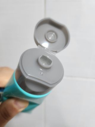 치과에서 쓰는 치약 _ 라벨제로 저불소 꼬마, 키즈, 유아, 베이비, 주니어 안전한 어린이치약 — 5점을 준 리뷰어가 2022년 12월 올린 사용 사진