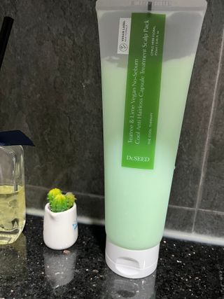 닥터시드 티트리 앤 라임 비건 지성케어 쿨 탈모 캡슐 트리트먼트 두피 팩 — 5점을 준 리뷰어가 2024년 7월 올린 사용 사진