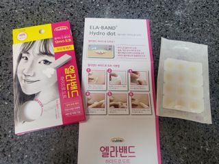 올리브영 엘라밴드 하이드로 도트 스팟패치 12mm, 티트리 — 3.5점을 준 리뷰어가 2022년 10월 올린 사용 사진