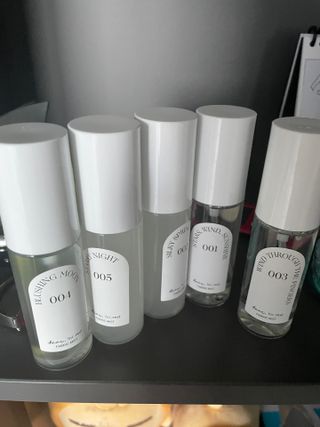 디어포레스트 [5개세트] 숲속의 하루 패브릭미스트 (섬유향수/ 룸스프레이) 50ml 5개 — 5점을 준 리뷰어가 2022년 8월 올린 사용 사진