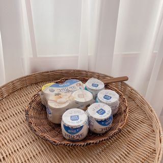 매일바이오 그릭요거트 오리지널 플레인 4개, 로스터리 커피믹스 4개 — 1.5점을 준 리뷰어가 2021년 12월 올린 사용 사진