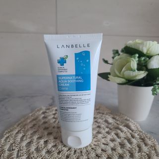 랑벨 수퍼내츄럴 아쿠아 수딩 크림 100ml — 4.5점을 준 리뷰어가 2022년 5월 올린 사용 사진
