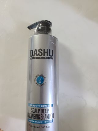 다슈코리아 다슈 데일리 두피 딥 클렌징 샴푸 500ml — 4점을 준 리뷰어가 2021년 3월 올린 사용 사진