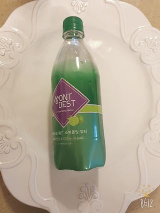 몽베스트 Montbest with Sparkling water Lime20병 — 5점을 준 리뷰어가 2021년 10월 올린 사용 사진