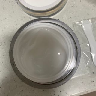 피부미 골드베릴 미라클페어 세레이징 퍼밍 크림 50ml — 4점을 준 리뷰어가 2021년 9월 올린 사용 사진