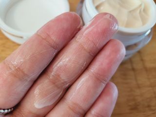 렉스리 크리에이티브 크림  Rexri Creative Cream — 5점을 준 리뷰어가 2022년 7월 올린 사용 사진